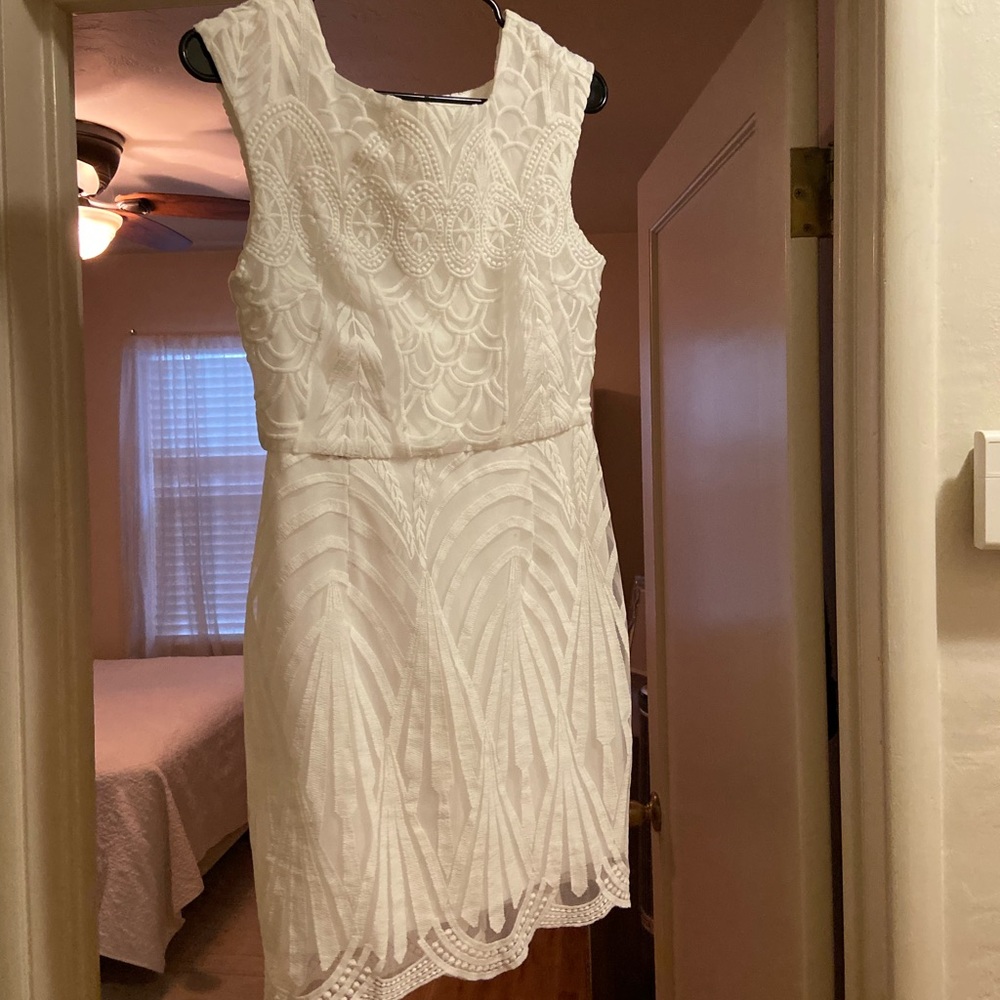 Eilly Bazar Square Neck Scallop Hem Lace Overlay Dress